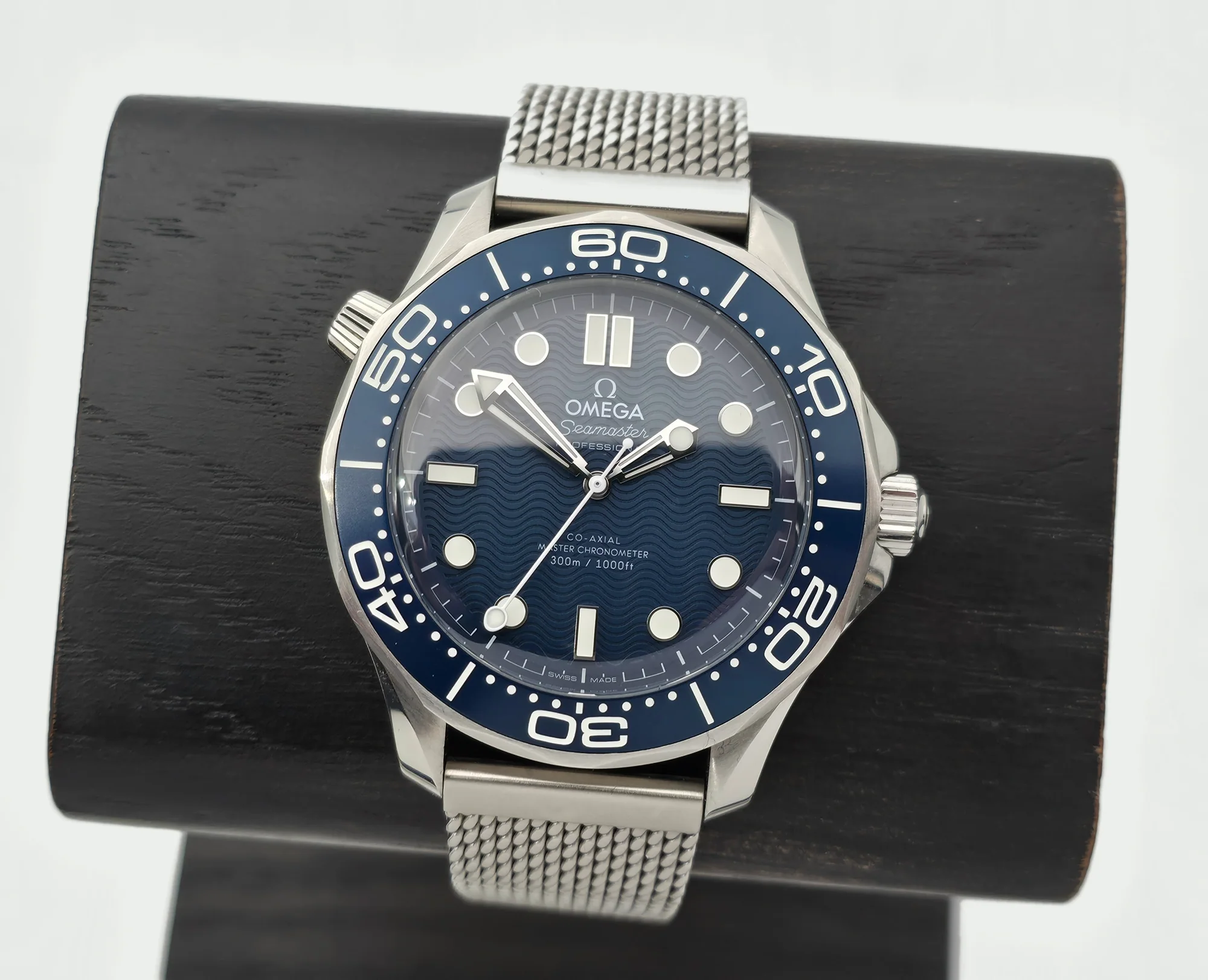 Omega Seamaster Diver 300M 42mm James Bond 60th Anniversary (07/2024)