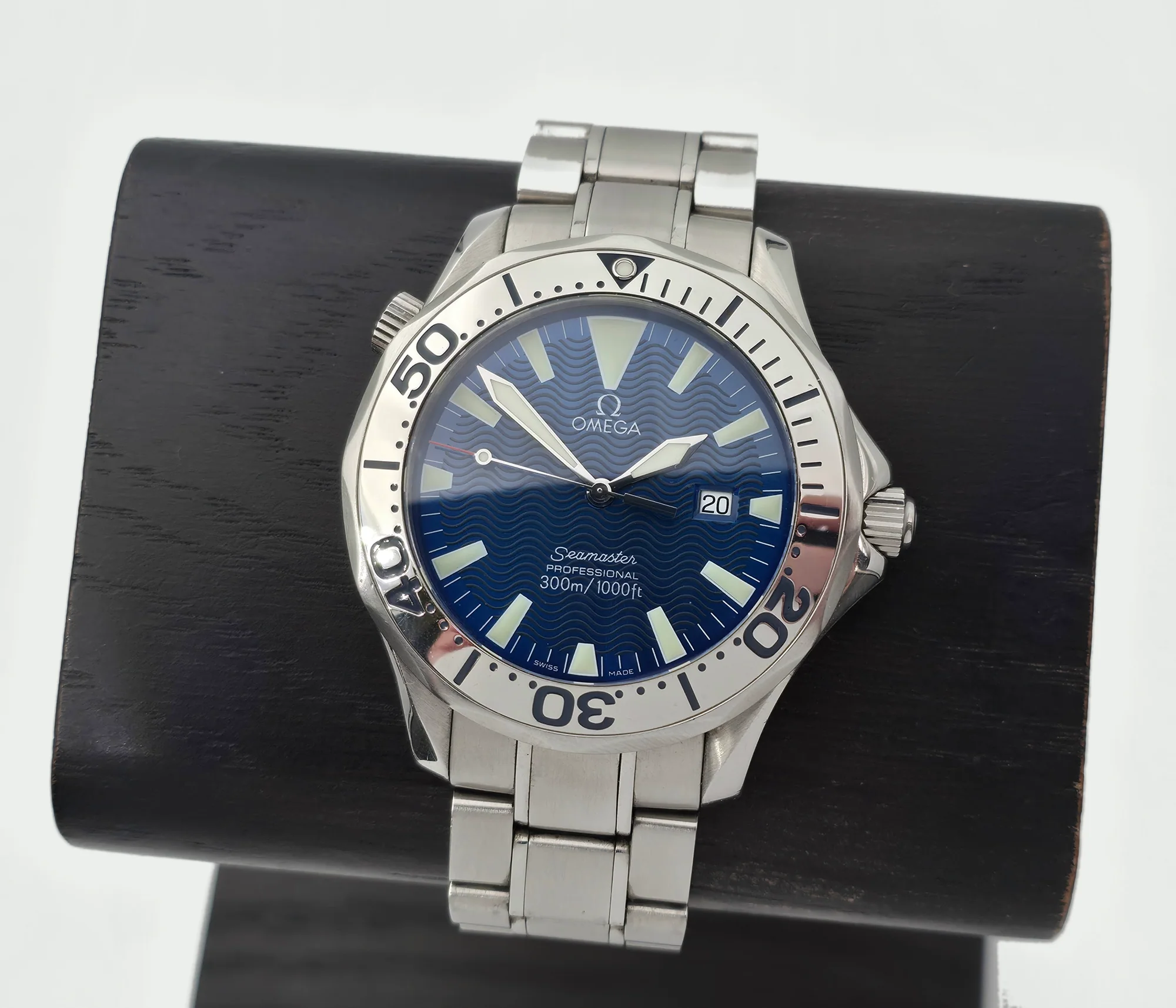 Omega Seamaster Diver 300M Quartz Electric Blue 41mm (03/2003)