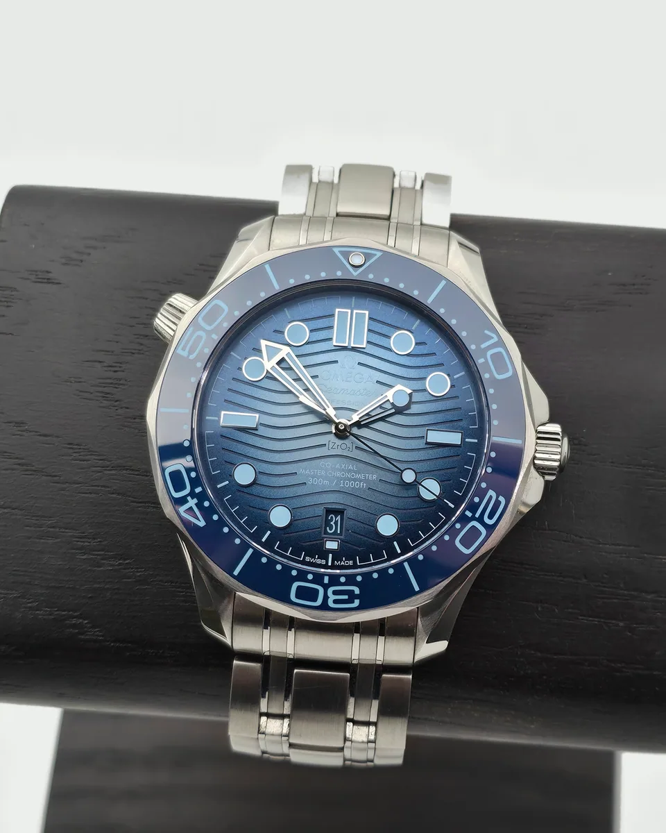 Omega Seamaster Diver 300M "Summer Blue" 42mm (04/2025)
