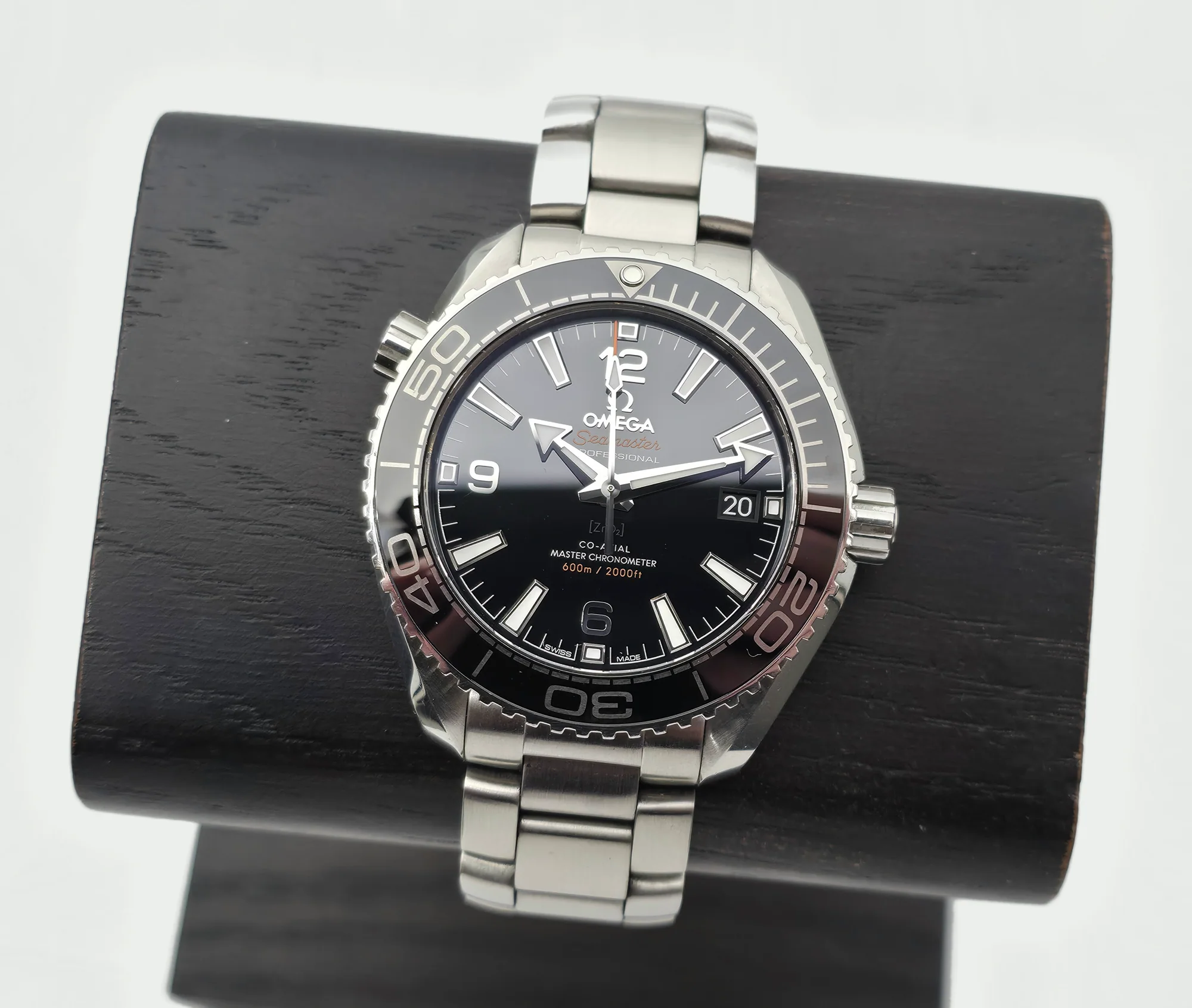 Omega Seamaster Planet Ocean 600M 39.5mm (01/2021)