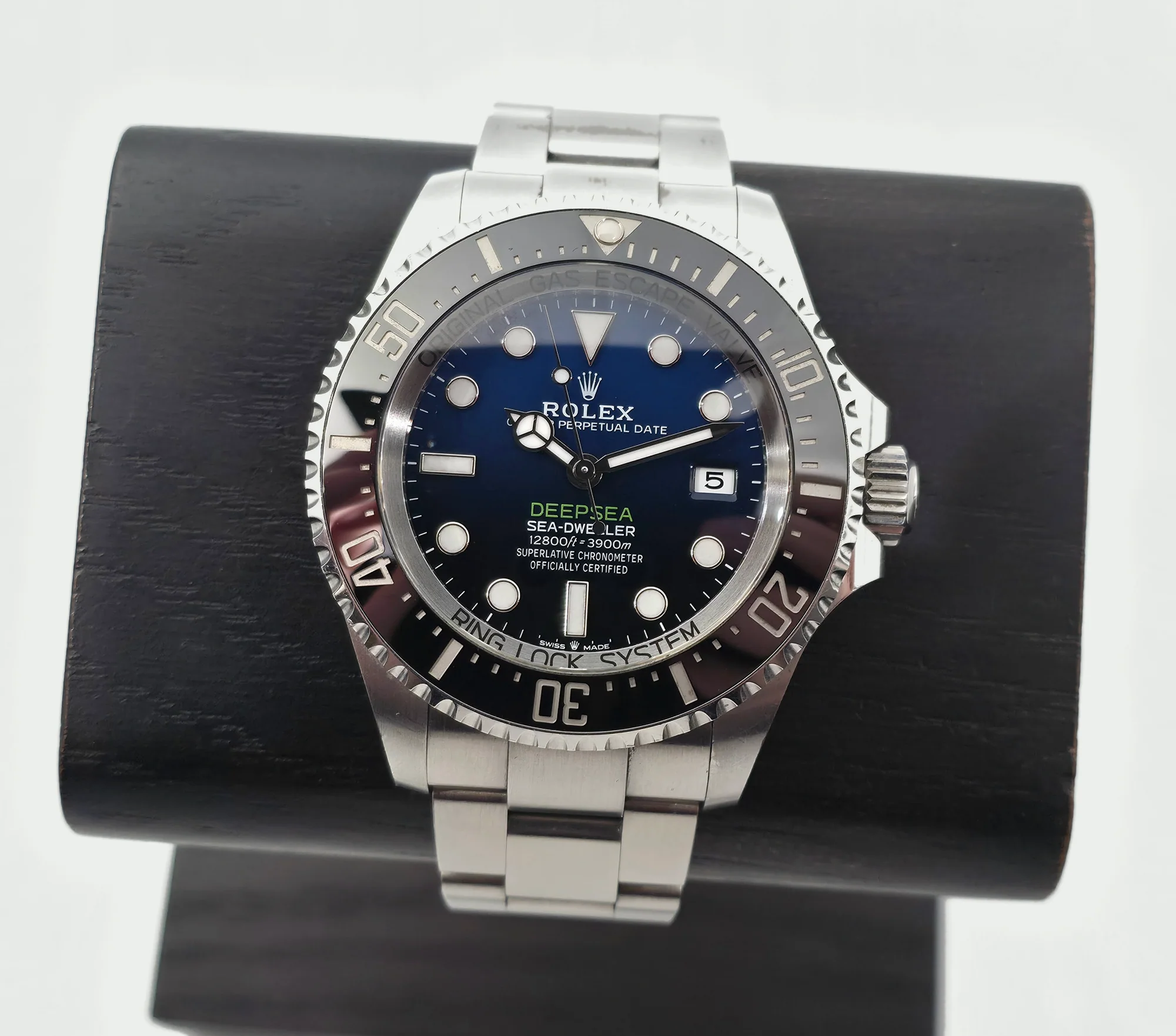 Rolex Deepsea "James Cameron" 136660 (04/2023)
