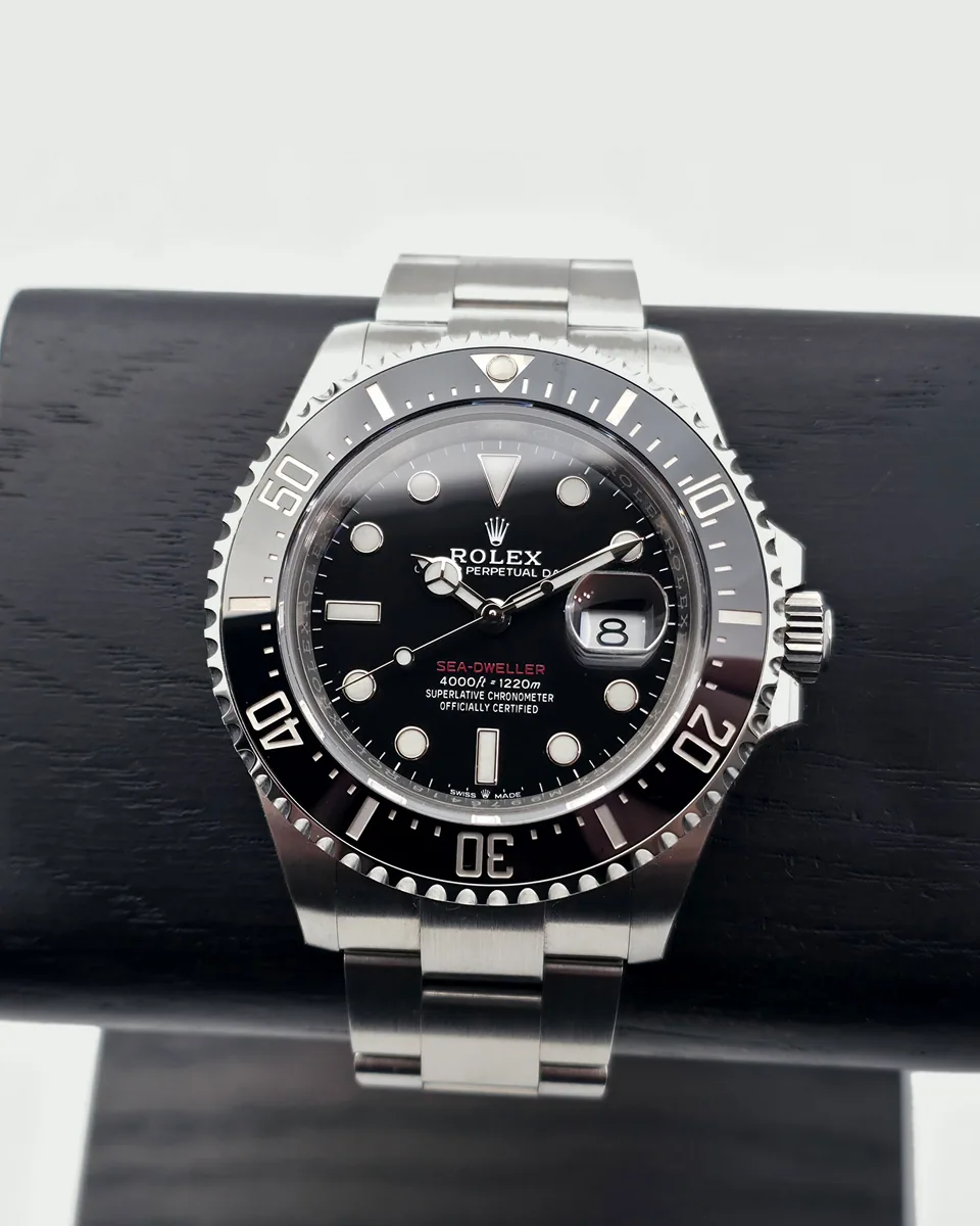 Rolex Sea-Dweller "Red" 43mm, 126600 (06/2020)